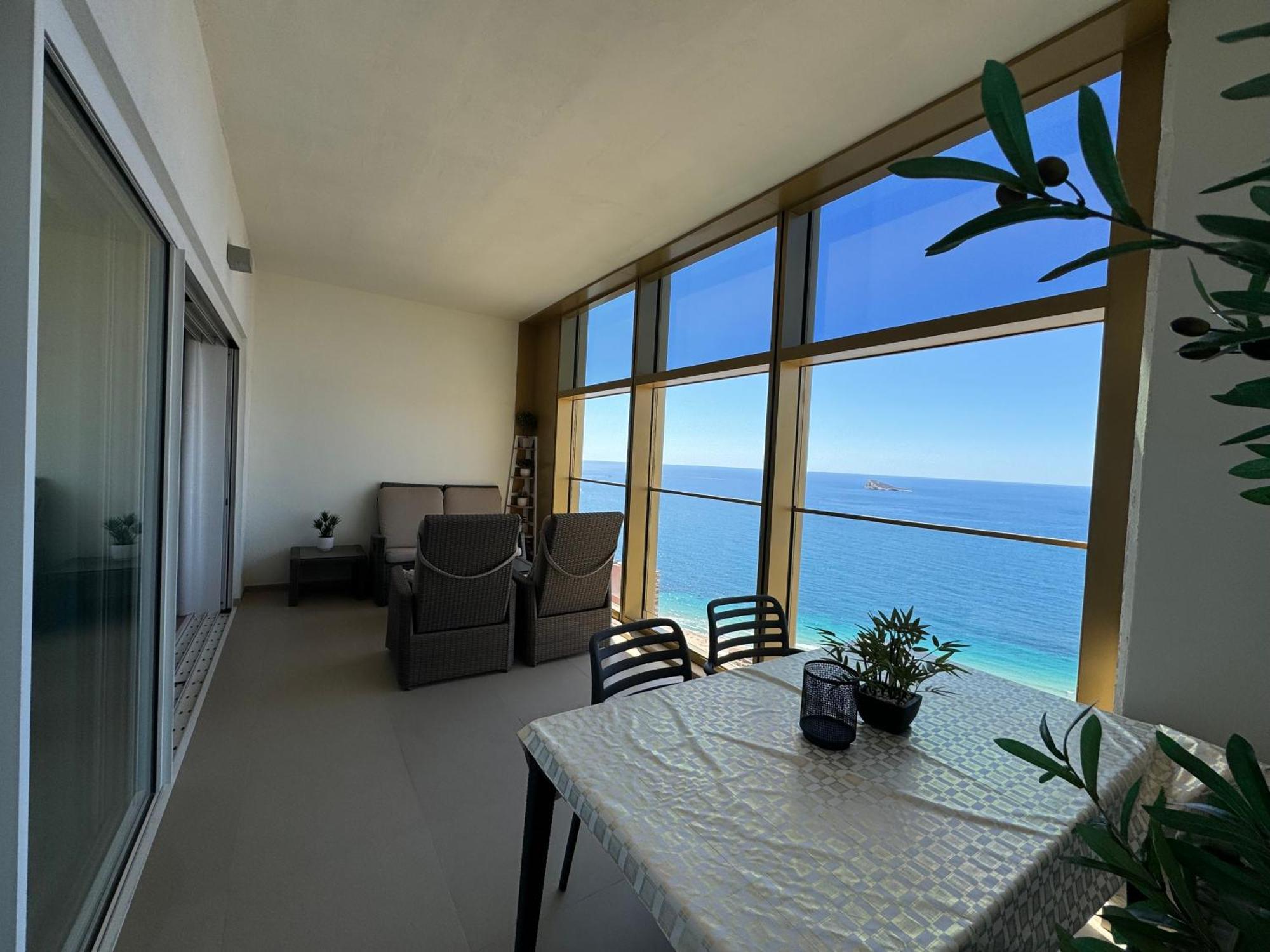 Intempo Sky Apartment 26 Floor Seaview Benidorm Eksteriør bilde